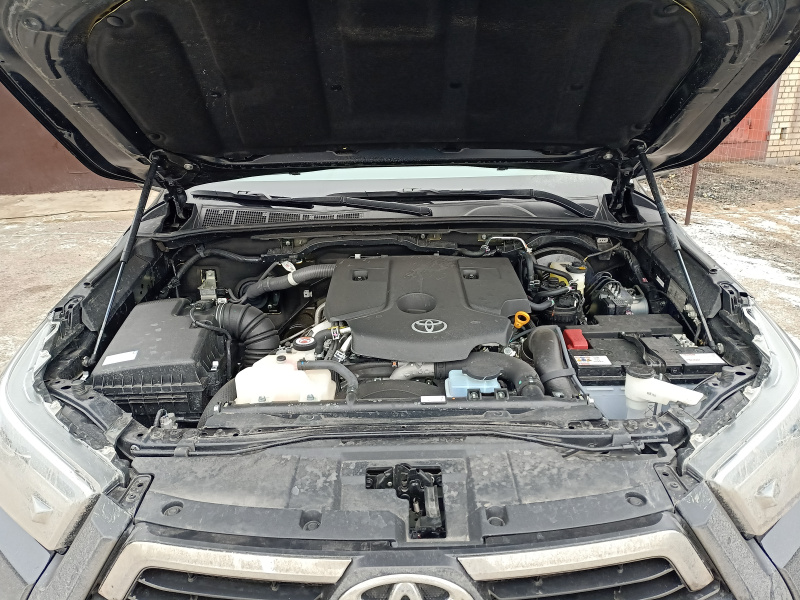 Toyota Hilux / Амортизаторы капота / Амортизаторы капота Rival от 2015 года Toyota Hilux / Амортизаторы капота / Амортизаторы капота Rival от 2015 года