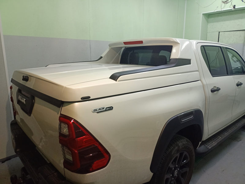 Toyota Hilux / Крышки кузова / Крышка кузова Smart Top DS1 от 2015 года