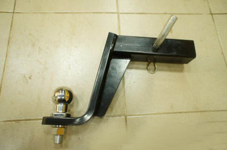 Volkswagen Amarok / Прицепные устройства / Низкий быстросъемный фаркоп