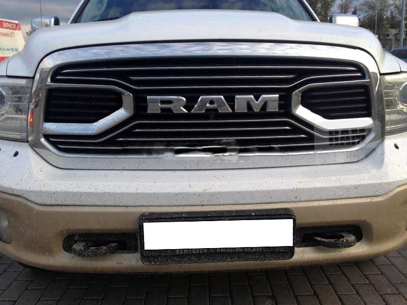 Dodge Ram / Аксессуары / Решетка радиатора MOPAR