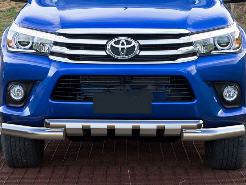 Toyota Hilux / Защита переднего бампера / Нержавеющая двойная защита переднего бампера R.5716.003 "RIVAL"