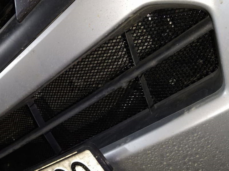 Isuzu D-Max / Защитная сетка радиатора / Cетка радиатора ST-45