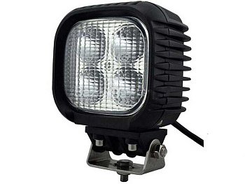 Toyota Tundra / Светодиодная оптика / Фара SM-620F