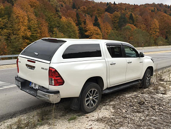 Toyota Hilux / Кyнги / Кунг Canopy Fixed Window Revo от 2015 года.