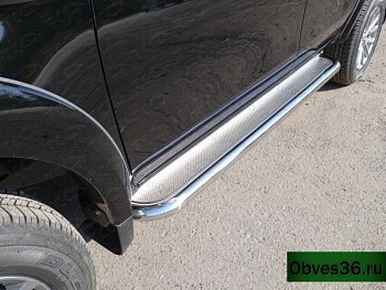 Mitsubishi L200 / Пороги / Пороги с накладкой из нержавеющего листа (2015-)