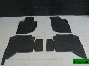 Volkswagen Amarok / Аксессуары и прочее / Коврики в салон